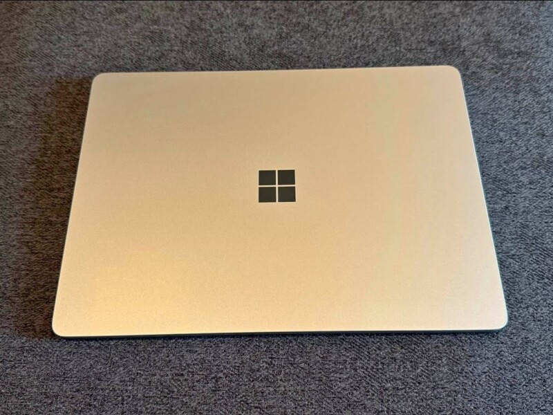 1000078568