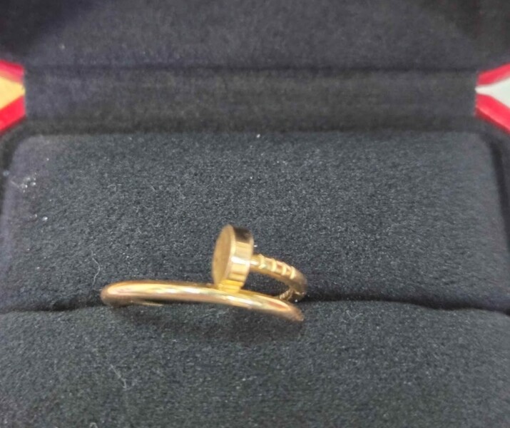 1000097232